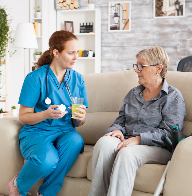 enfermeras para adultos mayores en chia